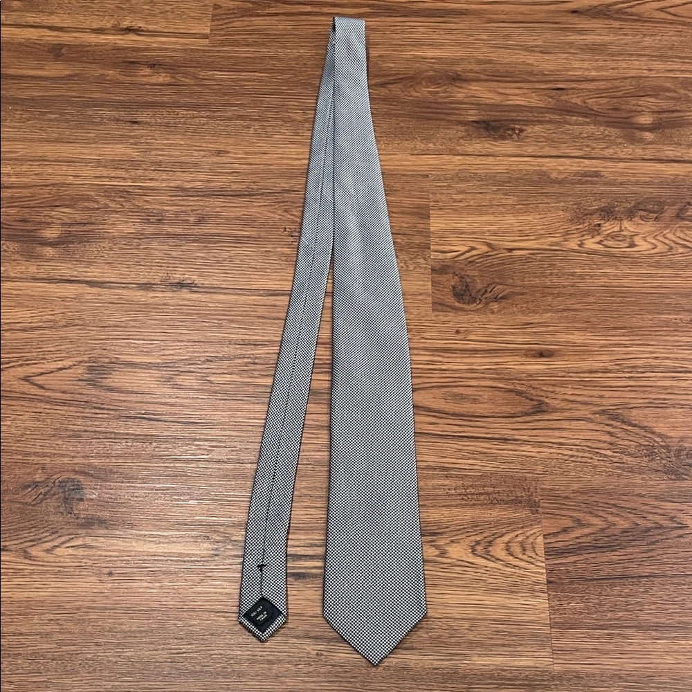 Jos. A. Bank Black and Grey Houndstooth Tie